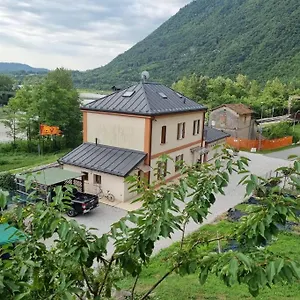 Incantevole In Riva Al Piave Quero