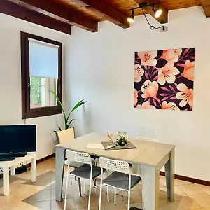 Confortevole Studio - Intero Schio
